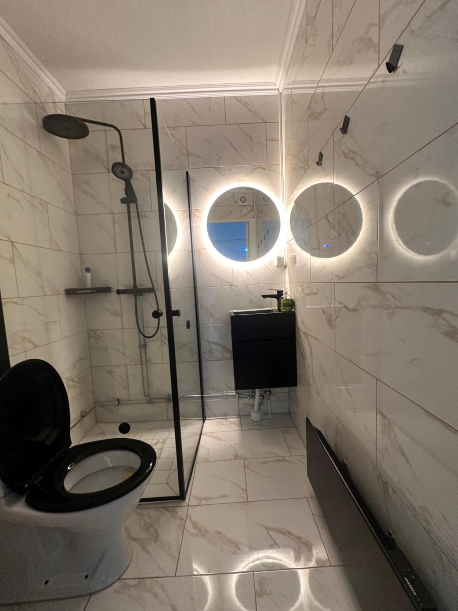 Luxury 2 Rooms Residence At The Heart Of Borås Kültér fotó
